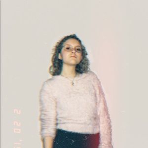 Meet your Posher, Elena